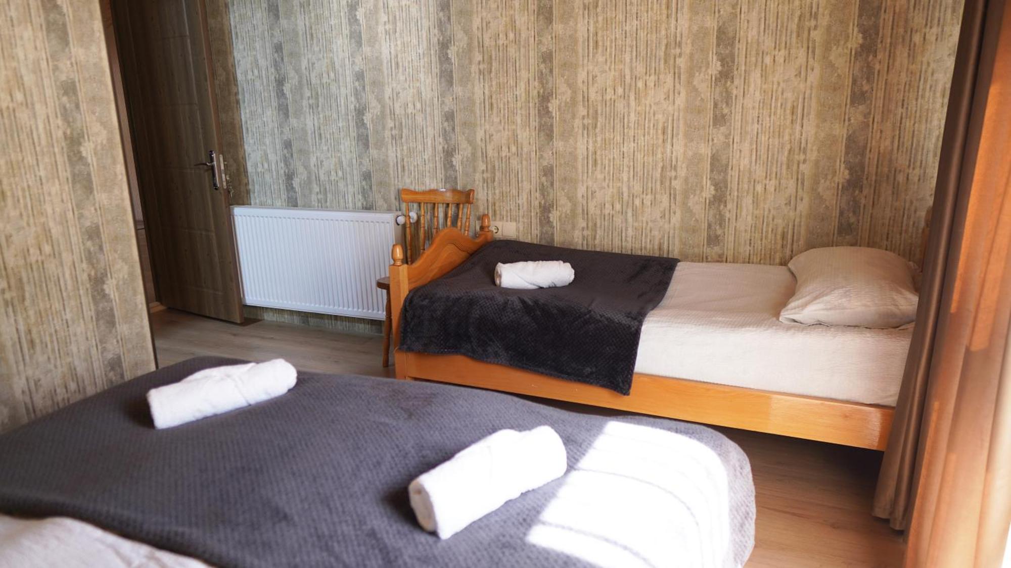 Archil&Nino Gigauri Guest House Kazbegi Esterno foto